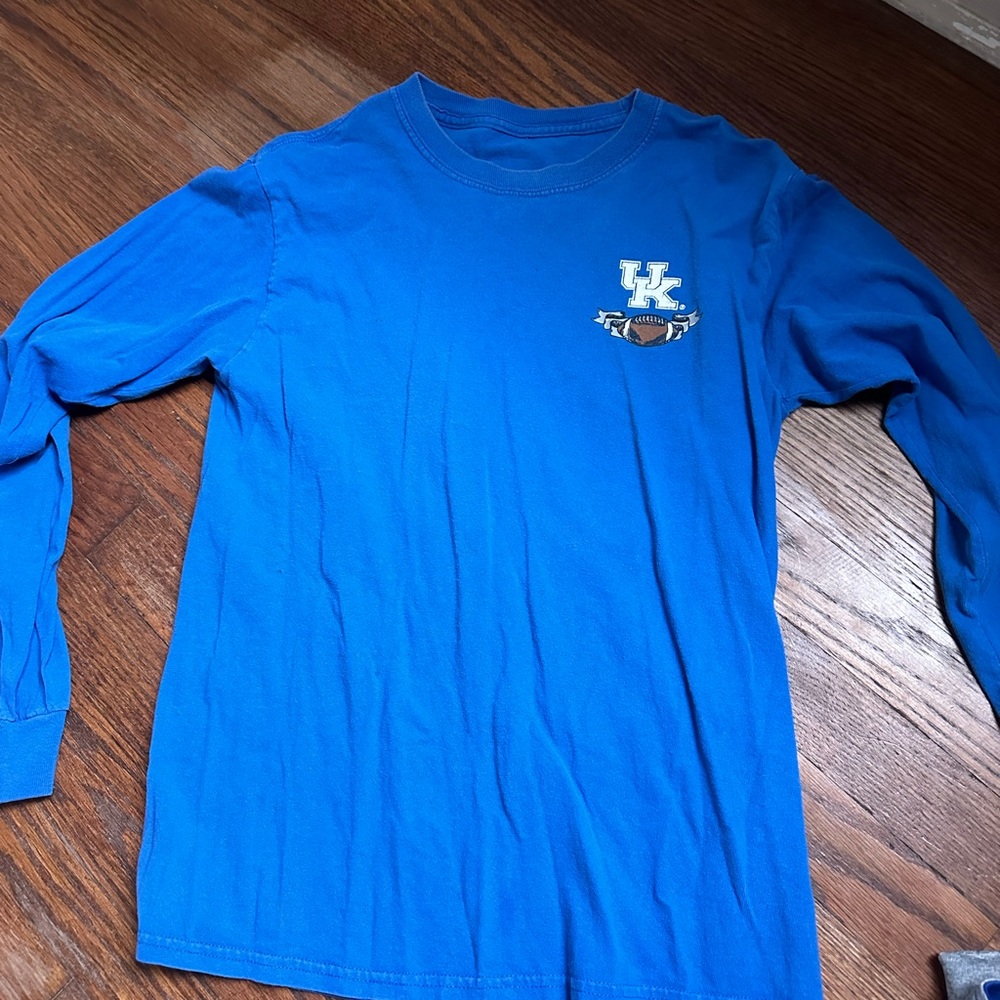 Long sleeve Kentucky football shirt